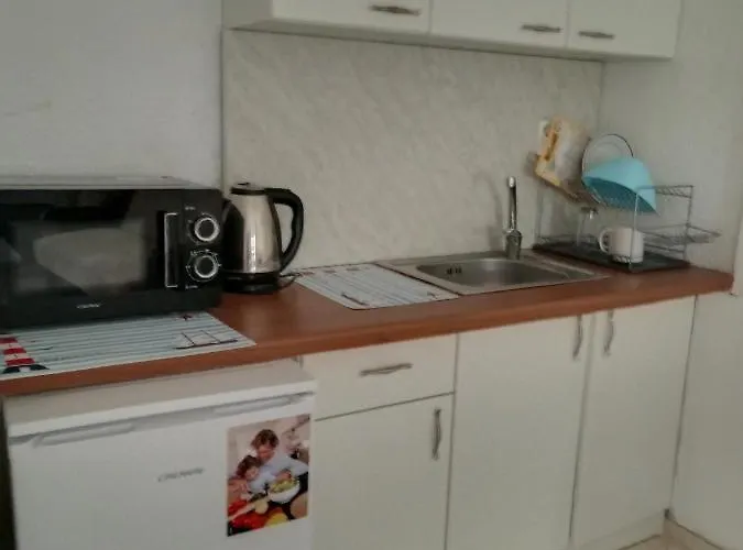 בית הארחה Apartment's Pita & Mare 3*