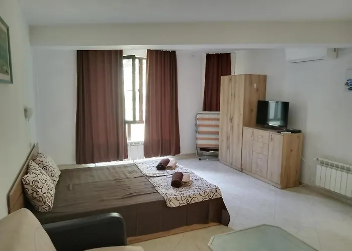 Apartment's Pita & Mare בית הארחה