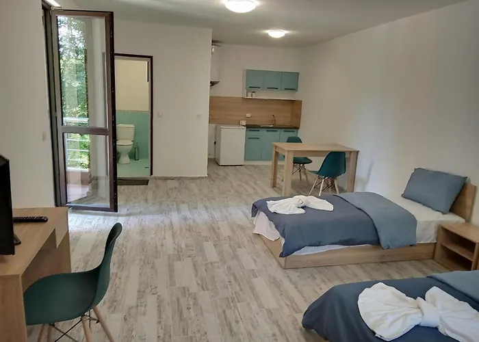 בית הארחה Apartment's Pita & Mare 3*