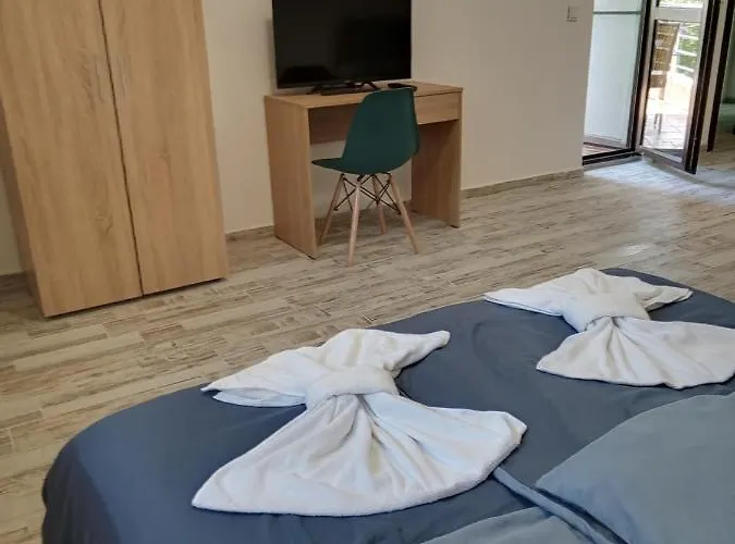 Apartment's Pita & Mare בית הארחה קיטן