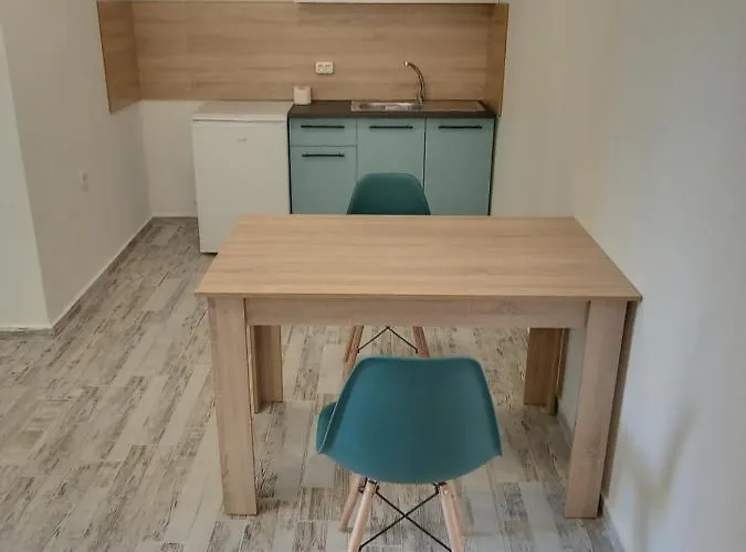 Apartment's Pita & Mare 3* קיטן