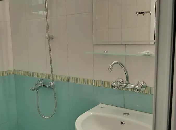 בית הארחה Apartment's Pita & Mare 3*